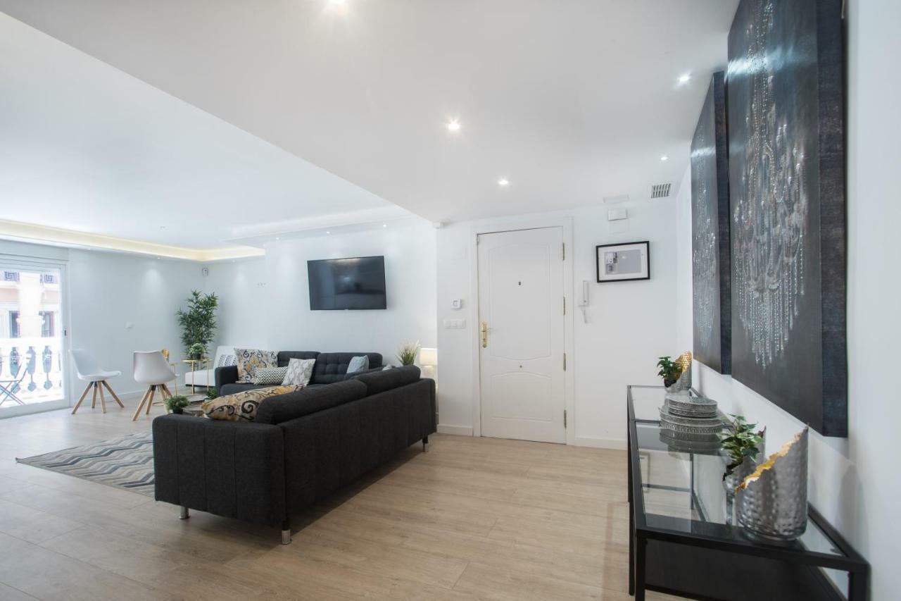 Stylish *New* Apartment In Alicante W/ 4 Bedrooms Exterior foto